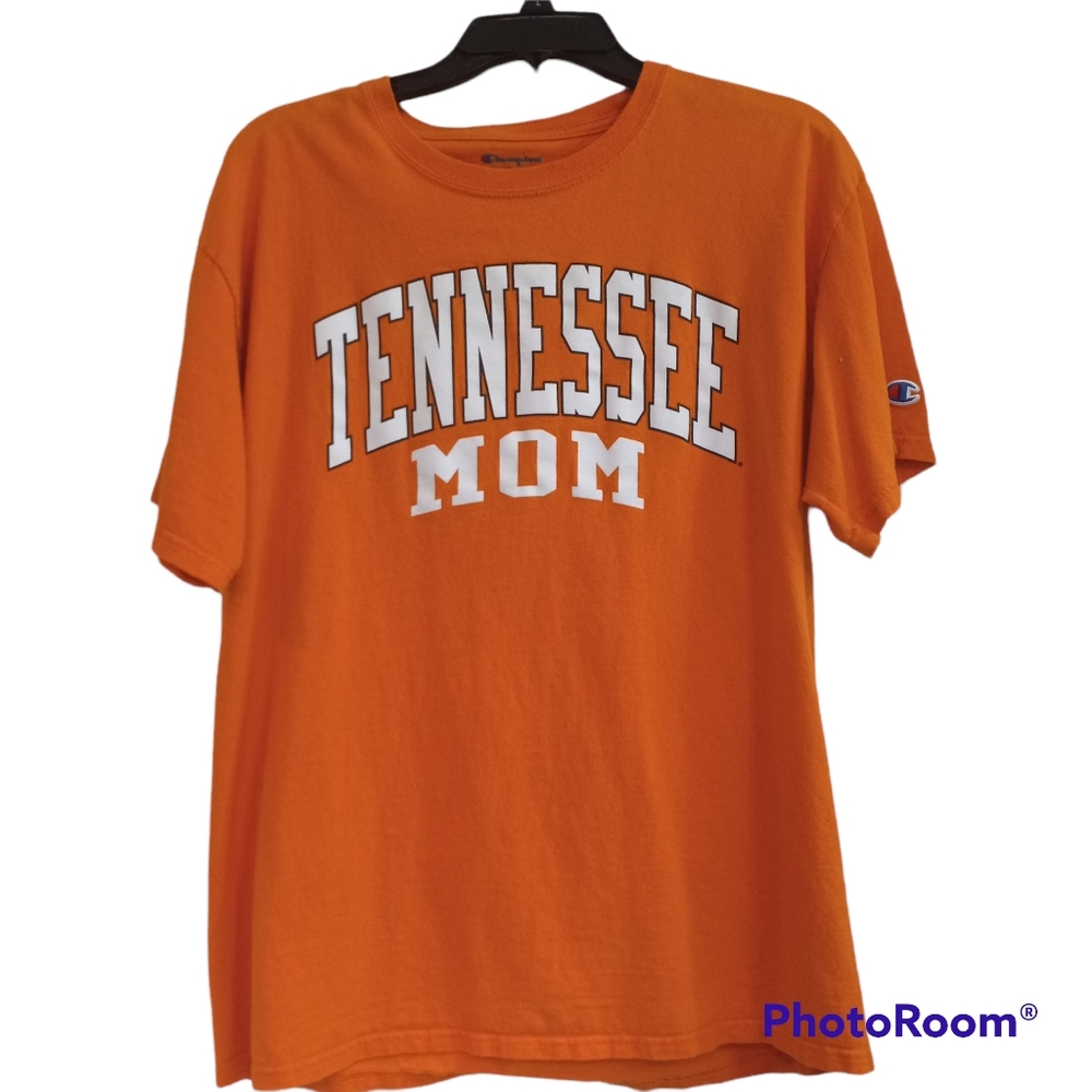 University of Tennessee Mom T-shirt